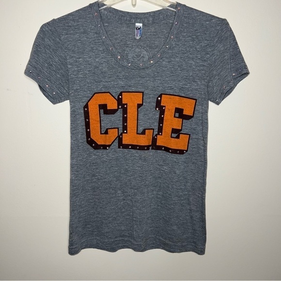 American Apparel Women’s Gray Blingy CLE Cleveland Browns V-neck T-shirt Small - Picture 7 of 7